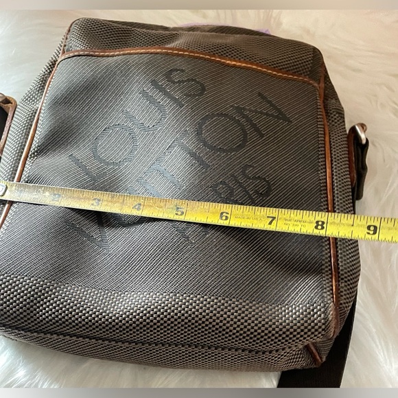 Louis Vuitton Damier Geant Citadin Messenger in Terre Brown. - Picture 12 of 13